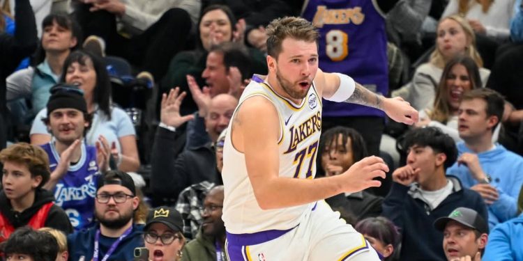 Doncic decide dar presente de Natal antecipado no Lakers 1 Doncic