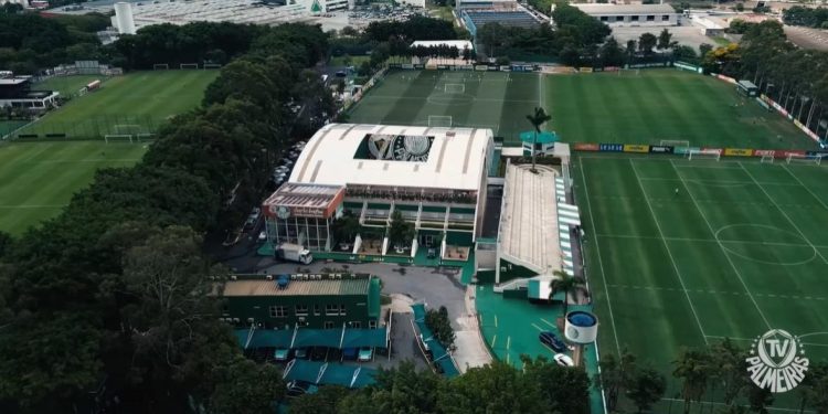 Palmeiras decide não "dar" férias para 4 jogadores 1 Créditos: Reprodução/TV Palmeiras
