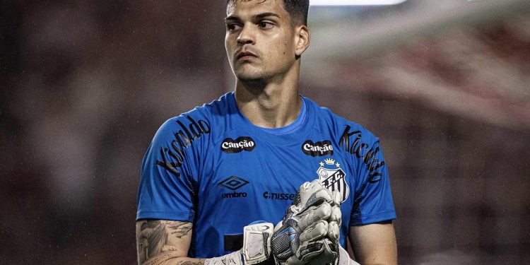Gabriel Brazão pode trocar o Santos pelo maior time da Alemanha 1 Créditos: Raul Baretta / Santos FC