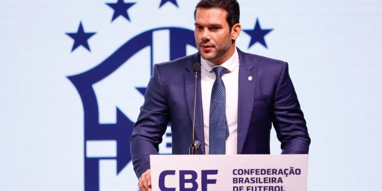 CBF e Conmebol decidem se unir para peitar a Fifa 1 Créditos: @rafaelribeirorio / CBF