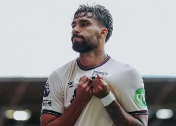 Enquanto Paulinho recebe R$ 2 milhões no Palmeiras, salário de Paquetá no Flamengo não é pra menos 1 Créditos: Divulgação/ Instagram @lucaspaqueta