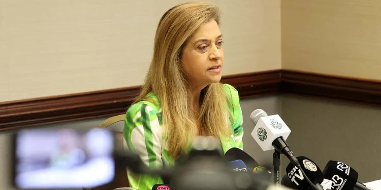 Por R$ 370 milhões, Leila nem pensa direito e vende atacante do Palmeiras para o Barcelona 1 Créditos: Cesar Greco / Palmeiras