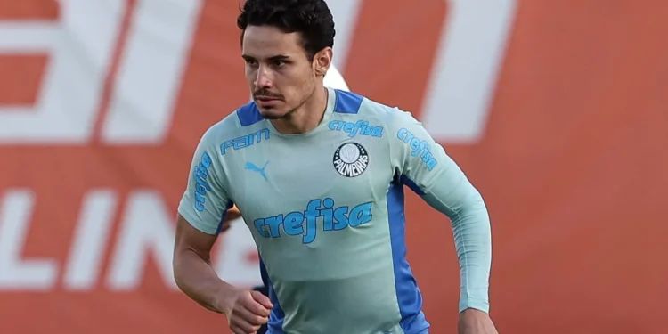 Palmeiras decide sobre empréstimo de Raphael Veiga 1 Créditos: Cesar Greco / Palmeiras