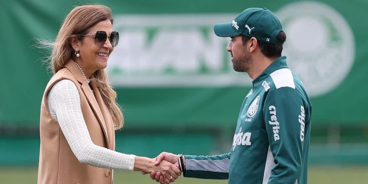 Palmeiras age antes do Brasileirão começar e garante chegada de lateral e volante para Abel 1 Créditos: Cesar Greco / Palmeiras