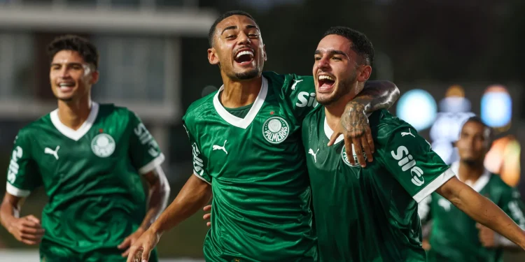R$ 94 milhões e Palmeiras aceita vender jovem atacante 1 Créditos: Fabio Menotti / Palmeiras