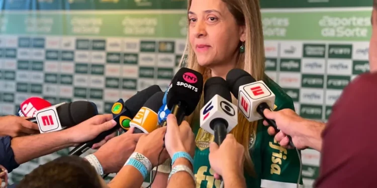 R$ 150 milhões! Bloqueio na Justiça pega Leila Pereira de surpresa no Palmeiras 1 Créditos: reprodução/Instagram/@leilapereira