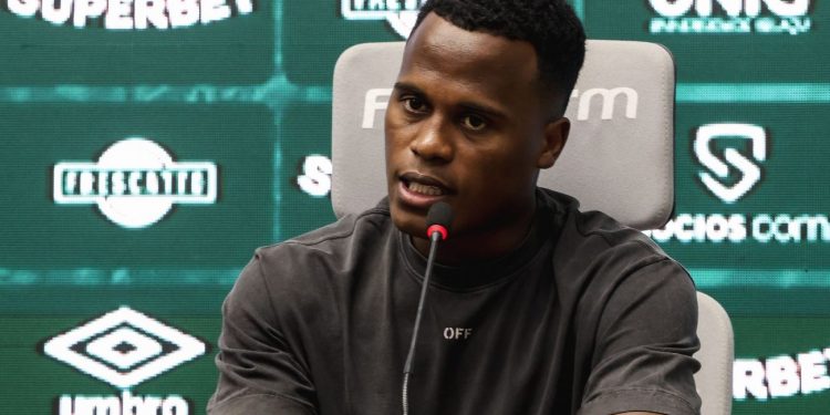 Arias mal chegou no Palmeiras e já usa influência para convencer reforço de R$ 240 milhões a assinar 1 Créditos: Fluminense/Divulgação