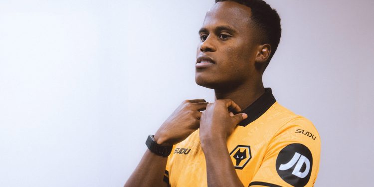 O valor que o Fluminense terá que pagar se quiser tirar Jhon Arias das mãos de Abel 1 Créditos: Wolves / Divulgação