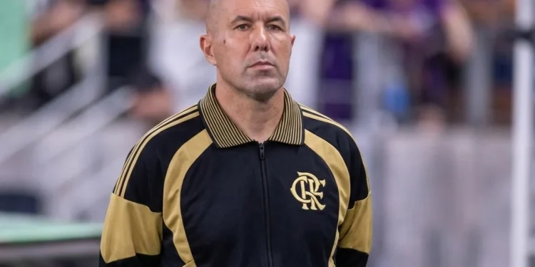 Enquanto Abel Ferreira ganha R$ 3 milhões no Palmeiras, Leonardo Jardim não fica pra trás no Flamengo 1 Créditos: Divulgação