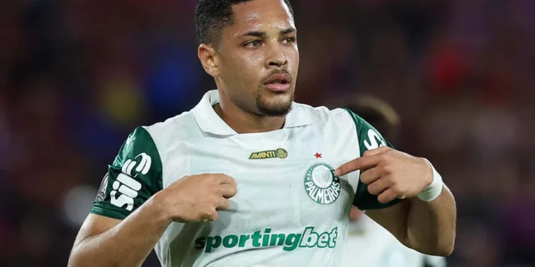 Vitor Roque encerra ciclo no Palmeiras após lesão 1 Créditos: Cesar Greco / Palmeiras