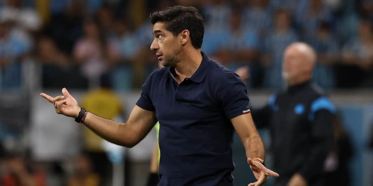 Abel Ferreira confirma acordo fora do Palmeiras 1 Créditos: Cesar Greco / Palmeiras