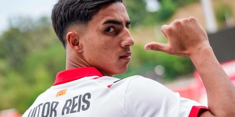 Após chamado da Seleção, Vitor Reis garante valorização e pode render lucro ao Palmeiras 1 Créditos: Reprodução / @gironafc