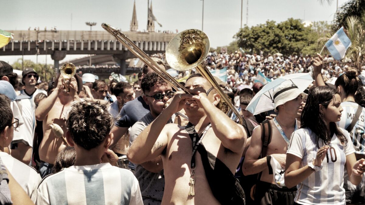 Flaco López entra, dá assistência de luxo e leva Argentina à semifinal do Mundial 1 Flaco López entra, dá assistência de luxo e leva Argentina à semifinal do Mundial