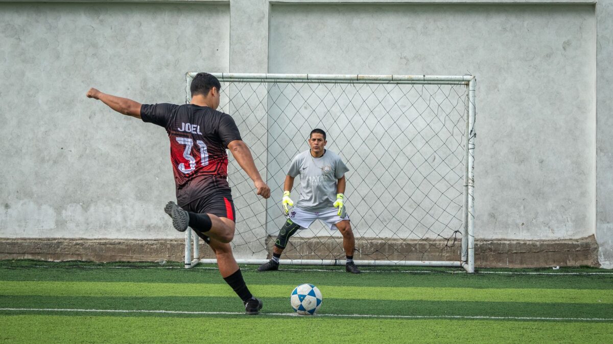 Grando brilha em pênaltis e Grêmio vence o Cruzeiro em amistoso 1 Grando brilha em pênaltis e Grêmio vence o Cruzeiro em amistoso