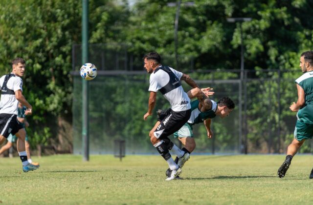Palmeiras se reapresenta com retorno do trio paraguaio ao CT 10 Palmeiras se reapresenta com retorno do trio paraguaio ao CT