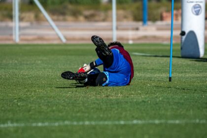 Corinthians renova com Kauê e eleva multa rescisória do goleiro para R$ 128 mi 2 Corinthians renova com Kauê e eleva multa rescisória do goleiro para R$ 128 mi