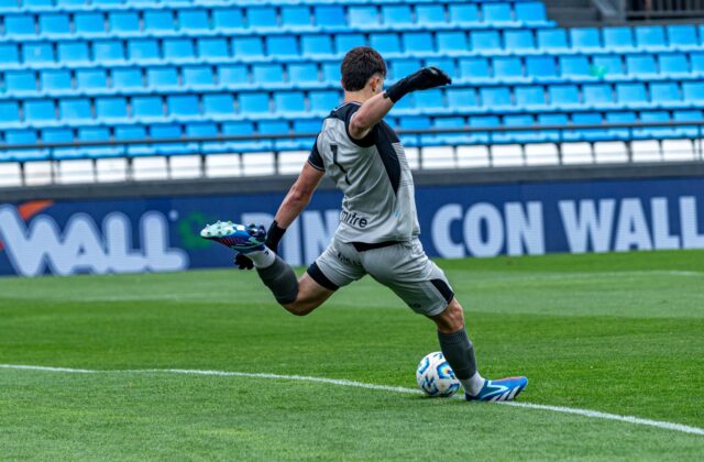 Piquerez volta de lesão e reacende disputa com Arthur na lateral do Palmeiras 2 Piquerez volta de lesão e reacende disputa com Arthur na lateral do Palmeiras