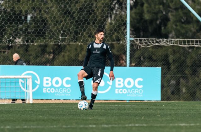 Danilo pede ao Botafogo que recuse proposta do Zenit, diz site
