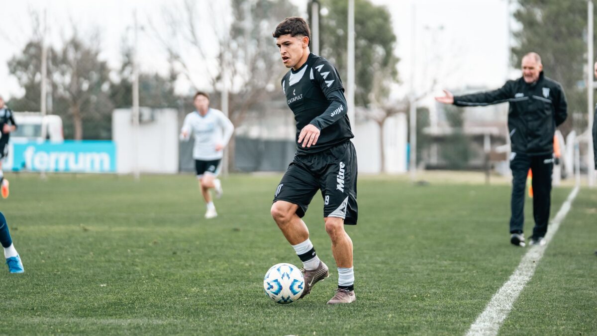 Após goleada do Palmeiras, Jair Ventura rebate fala de Abel Ferreira sobre elenco