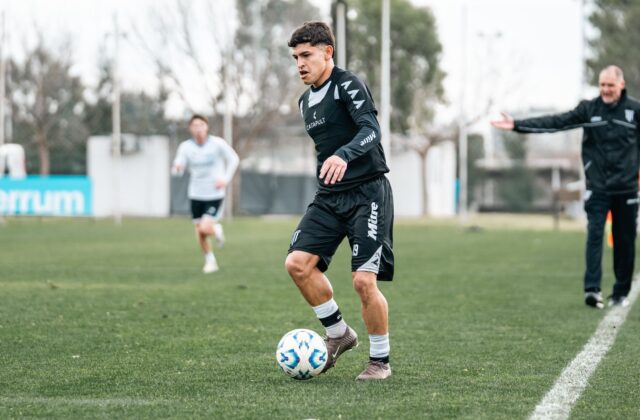 Após goleada do Palmeiras, Jair Ventura rebate fala de Abel Ferreira sobre elenco 2 Após goleada do Palmeiras, Jair Ventura rebate fala de Abel Ferreira sobre elenco