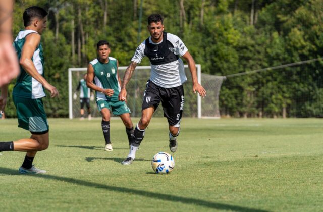 Abel Ferreira muda esquema e escala Palmeiras com três zagueiros, sem Flaco López 6 Abel Ferreira muda esquema e escala Palmeiras com três zagueiros, sem Flaco López