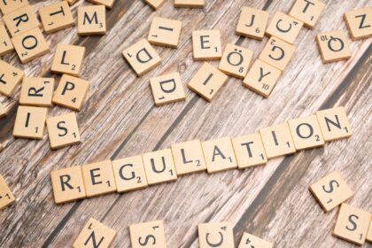 Relatório da SBC Media aponta desafios regulatórios um ano após lei das bets no Brasil 2 Relatório da SBC Media aponta desafios regulatórios um ano após lei das bets no Brasil