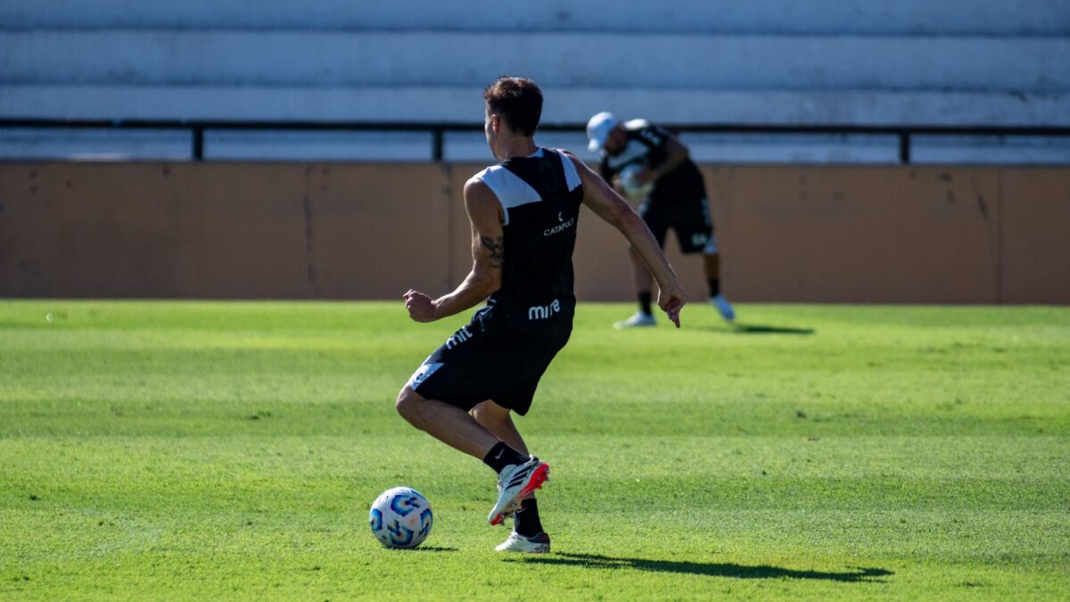 Estadão destaca Palmeiras como exceção em meio à crise técnica do futebol brasileiro 1 Estadão destaca Palmeiras como exceção em meio à crise técnica do futebol brasileiro