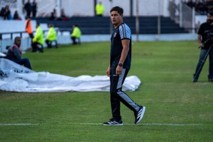 Abel Ferreira assume culpa por derrota e pede desculpas à torcida do Palmeiras 2 Abel Ferreira assume culpa por derrota e pede desculpas à torcida do Palmeiras
