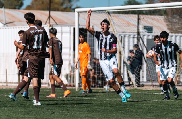 Rony deixa jejum de gols para trás e vive melhor fase no Santos em 2026