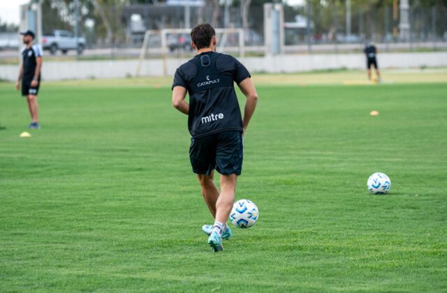 Sem zagueiro disponível, Palmeiras finaliza preparação para pegar o Inter