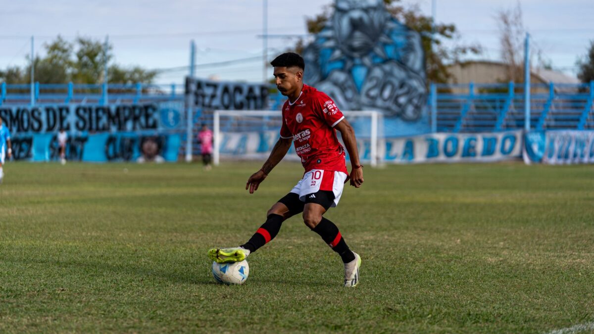 Paulinho exalta postura do Inter contra líderes do Brasileirão, incluindo o Palmeiras