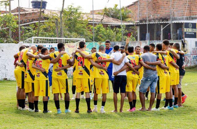 Cuca pede fim do transfer ban e reforços ao Santos após queda ao Z4 10 Cuca pede fim do transfer ban e reforços ao Santos após queda ao Z4
