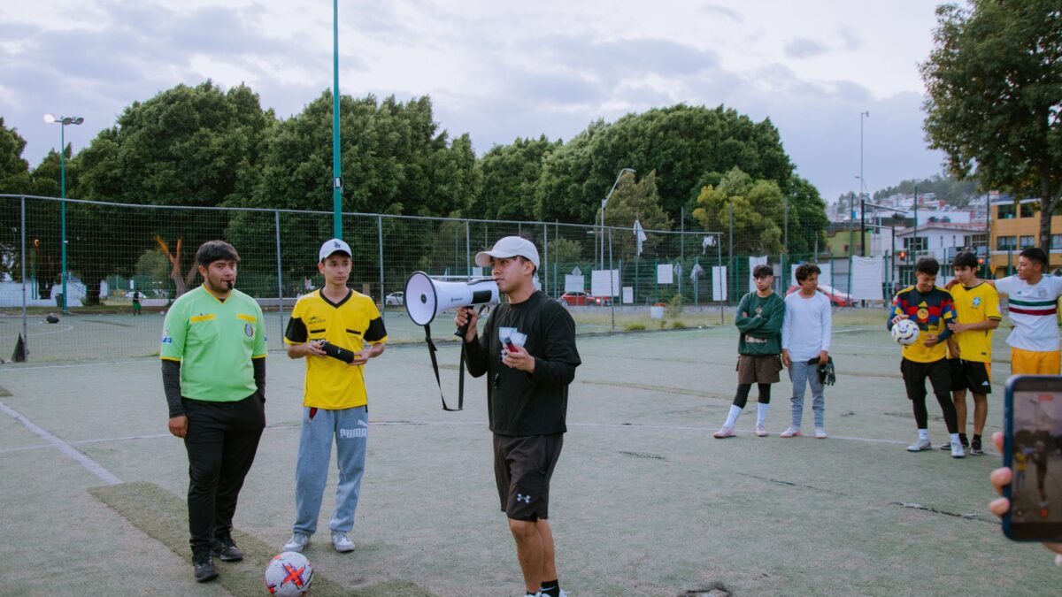 Cuca admite que Santos pode ter de priorizar competição por desgaste do elenco