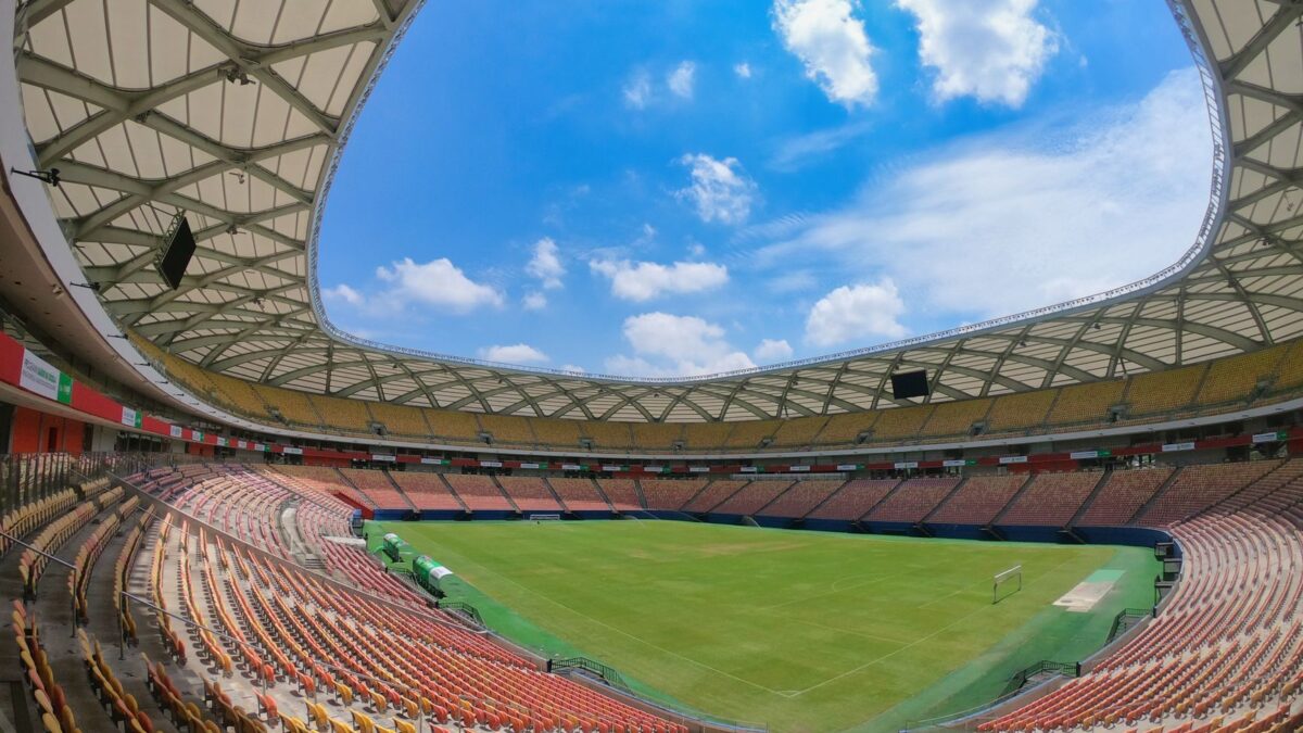 São Paulo negocia com Santos para mandar Majestoso na Vila Belmiro