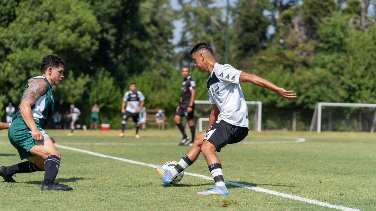 Gustavo Gómez é dúvida e pode retornar no confronto do Palmeiras com o Cerro Porteño