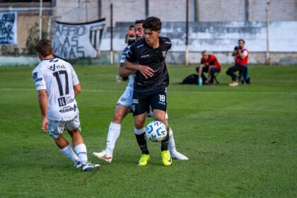 Thiago Mendes exalta atuação do Vasco e mira classificação sobre o Olimpia 3 Thiago Mendes exalta atuação do Vasco e mira classificação sobre o Olimpia