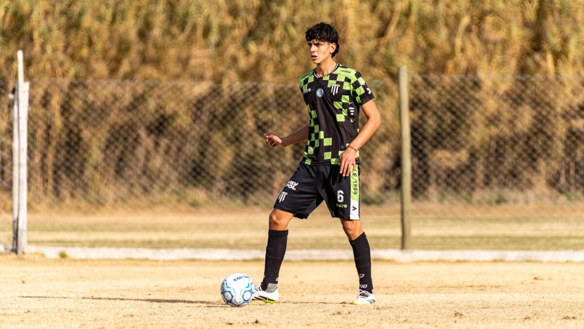 Sorriso, formado no Palmeiras, é anunciado por clube saudita emprestado pelo Avaí 1 Sorriso, formado no Palmeiras, é anunciado por clube saudita emprestado pelo Avaí