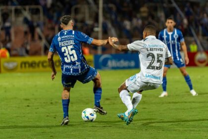 Pedrinho lamenta saída do Cruzeiro da Libertadores e fala sobre rivalizar com Palmeiras e Flamengo