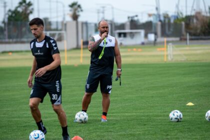 Abel Ferreira exalta Allan e rebate críticas da imprensa após vitória do Palmeiras