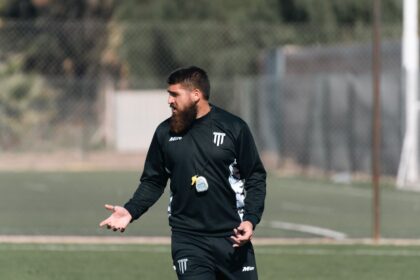 Pressionado no Grêmio, Luís Castro cita Abel Ferreira e cobra respeito 2 Pressionado no Grêmio, Luís Castro cita Abel Ferreira e cobra respeito