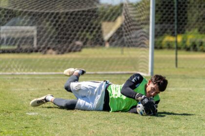 Palmeiras acerta contratação de goleiro da Portuguesa após saída de Kaique 2 Palmeiras acerta contratação de goleiro da Portuguesa após saída de Kaique