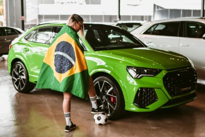 Ex-Palmeiras, Estêvão volta a jogar pelo Chelsea após quatro meses lesionado