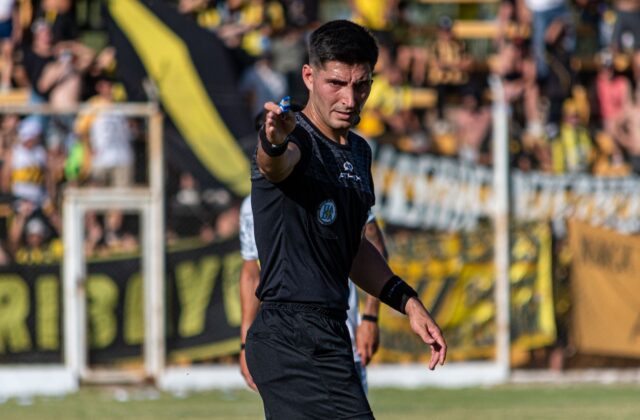 Barros diz que Marçal merecia expulsão e fala sobre briga pelo título com o Palmeiras 8 Barros diz que Marçal merecia expulsão e fala sobre briga pelo título com o Palmeiras