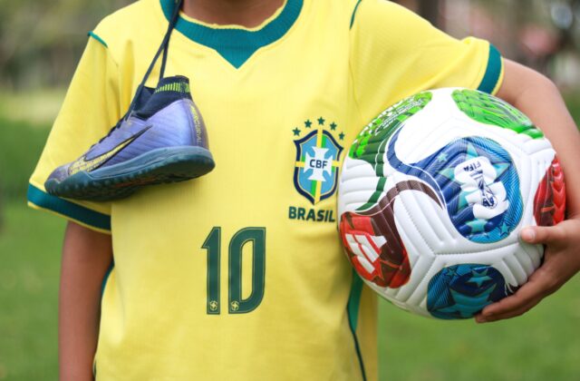 Advertido no clássico com o Palmeiras, Pablo Maia desfalca o São Paulo contra o Inter 10 Advertido no clássico com o Palmeiras, Pablo Maia desfalca o São Paulo contra o Inter